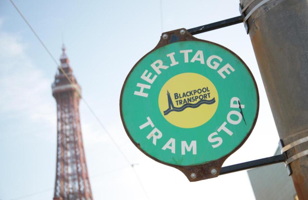 Empire Blackpool Apartments - Dickson Road エクステリア 写真
